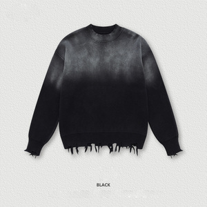 Pull à col rond pour homme, personnalisable en gros, avec finition délavée effet soleil et logo personnalisable pour streetwear haut de gamme. - Product Image 1
