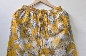 Ensemble de pyjama d'été pour femme en coton 100% imprimé floqué jaune moutarde de qualité supérieure, confortable, respirant, séchage rapide, taille élastique - Product Image 1