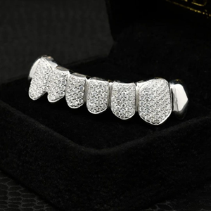 Grillz de Dientes Unisex de Plata 925 Estilo Hip Hop, Dientes Personalizados con Diamantes de Moissanita y Cadena de Oro Blanco, Joyería al Mejor Precio - Product Image 1