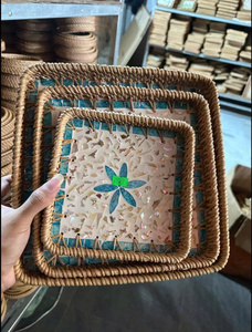 ถาดหวายสานมือธรรมชาติพรีเมียม งานฝีมือเวียดนาม ประดับเปลือกหอย ถาดเสิร์ฟตกแต่งสำหรับส่งออก - Product Image 1