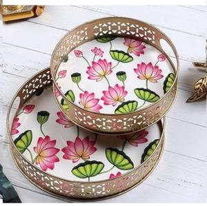 Bandeja de Servicio Decorativa de Metal Hecha a Mano con Acabado Esmaltado o Bandeja para Bebidas Frías de Alta Calidad Suministrada por India - Product Image 4