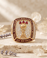 Pragalbh Jewels 14K Gold Luxus-Meisterschaftsring für Fußballfans – Trophäen-inspirierter Schmuck 2026 – Sport-Sammlerstück Geschenk