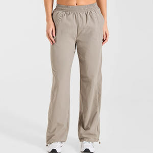 Conjunto Deportivo de Verano para Mujer, Color Taupe, Estilo Retro, Chaqueta Deportiva y Pantalones Jogger, Ligero, Ecológico, Transpirable y de Secado Rápido - Product Image 5