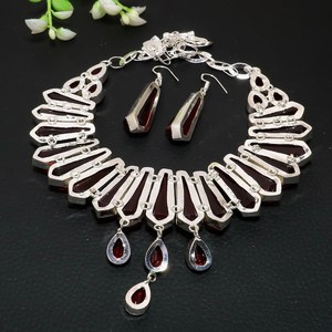 Pendentif crayon en grenat naturel du Mozambique, collier élégant en argent sterling 925, cadeau d'anniversaire pour femme - Product Image 6