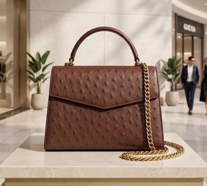Sac à main classique vintage en cuir véritable pour femme avec bandoulière amovible, design portable et poche pour téléphone portable - Product Image 3