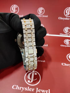 Impeccable Moissanite Diamants En Acier Inoxydable Bande Montre-Bracelet VVS Clarté Entièrement Glacé Hip Hop Style Dernière Conception pour Hommes Verre - Product Image 5