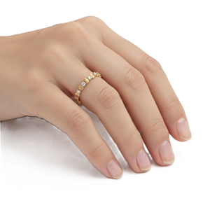 Bague Éternité en Or Massif 18K avec Diamant de Laboratoire Rond Délicat, Design Floral Unique, Moissanite et Coquillage Marin, pour Mariage - Product Image 6