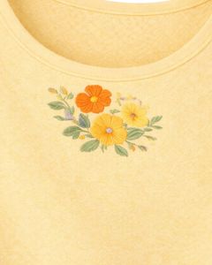 Ensemble décontracté deux pièces pour femme : débardeur court côtelé et short à cordon de serrage, broderie florale jaune douce – Fabricant - Product Image 5