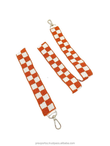 Correa de Bolso Deportiva Personalizada Hecha a Mano con Cuentas Titan, Correa Ajustable Bordada para el Día del Partido, Cinturón de Hombro de Moda, Colgador de Bolso Vintage - Product Image 3