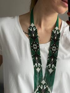 Collier long bleu tendance pour femme, collier perlé Gerdan, perles ukrainiennes, motif géométrique, idéal pour mariage et soirée - Product Image 2