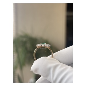 Anillo de Compromiso de Lujo con Halo de Perlas y Diamante Cultivado en Laboratorio de Corte Pera de 1.35 Ct, Joyería Floral en Racimo para Mujer en Oro Sólido de 14K - Product Image 2
