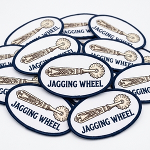 Parche Bordado de Herramienta de Pesca Marítima Oval Bone Swift, Fabricante Personalizado - Product Image 2