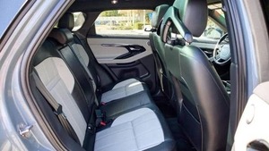 2024 แลนด์โรเวอร์ เรนเจอร์ สปอร์ต AWD พวงมาลัยซ้าย เบาะหนัง - Product Image 3