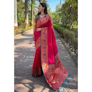 Sari en soie Paithani Meenakari Muniya original, tissé avec des fils Zari, rose vif, écharpe et châle ethniques - Product Image 1