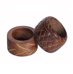 Anneaux de serviette en bois écologiques modernes, logo personnalisé, accessoires décoratifs faits à la main pour hôtel, banquet, mariage, dîner, fête - Product Image 1
