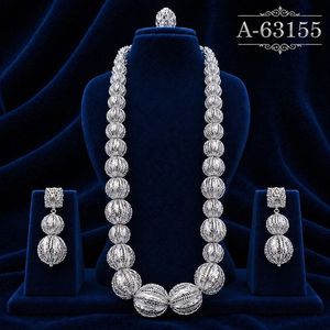 MOLL JEWELLERS ชุดสร้อยคอและต่างหูทรงกลมแบบดั้งเดิมประดับคริสตัลและเพชรซิร์คอนชุบทองคลาสสิก เครื่องประดับสำหรับงานแต่งงานสำหรับผู้หญิง - Product Image 2