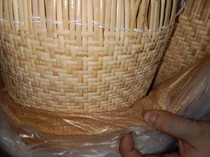 Rouleau de tressage en rotin tissé à la main, matériau en cane naturelle, motif hexagonal pour meubles et décoration - Product Image 2