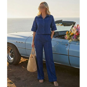 Ensemble décontracté 2 pièces pour femme : haut vintage en jean à manches courtes et col rond, coupe ample, longueur cheville, imprimé numérique délavé - Product Image 2