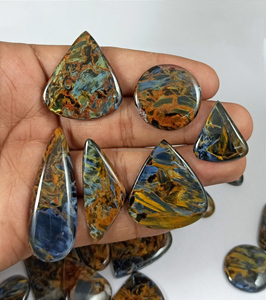 Vente en gros de pierres précieuses naturelles en vrac, faites à la main, de formes variées, en Pietersite, Cabochon, Quartz et Agate, pour la fabrication de bijoux en argent - Product Image 2