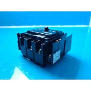Disyuntor de fuga a tierra Hitachi EB-50E 3P 50A + Interruptor Auxiliar + TBL, usado como equipo semiconductores de segunda mano - Product Image 1