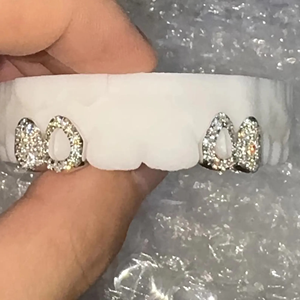 Grillz dentaire de luxe Hip Hop personnalisé en argent 925 plaqué or, serti de moissanite - Product Image 6