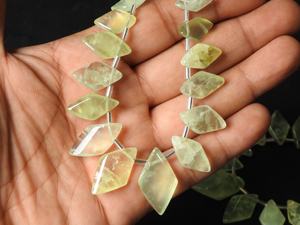 Cuentas de Prehnita hechas a mano de 8 pulgadas, forma de marquesa pulida lisa, cuentas de piedra verde Natural de 15-25MM de largo para la fabricación de joyas - Product Image 4