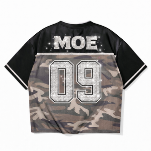 Uniforme de Equipo Femenino Personalizado con Camuflaje, Jersey de Fútbol Americano con Cuello en V y Pedrería, Malla de Poliéster 220GSM, Etiqueta Privada OEM, Venta al Por Mayor - Product Image 3