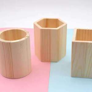 Magnifique porte-stylo en bois avec finition lisse pour la décoration du bureau et de la table d'étude - Product Image 2