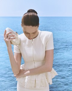 Nouvelle arrivée : Jupes pour femmes, jupe midi élégante ornée, jupe midi en lin de qualité supérieure ornée avec des détails effilochés faits à la main - Product Image 2