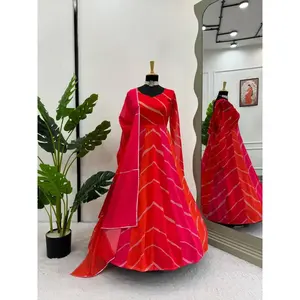 VESTIDO DE TRABAJO DE IMPRESIÓN DIGITAL GEORGETTE DE MODA CON DUPATTA ROJO - Product Image 1