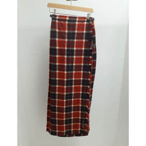 ชุดสจ๊วตสีแดง/น้ำเงินสำหรับผู้หญิงกระโปรงยาวลายตารางลายตาราง - Product Image 1