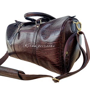 Sac de sport en cuir véritable fait main pour hommes prêt à expédier pendant la nuit le week-end sport sac de voyage sac de voyage en cuir en gros - Product Image 1