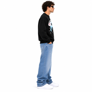 Suéter de punto oversize negro para hombre con gráfico de ojos y diseño de lágrimas azules, cuello redondo, estilo urbano. - Product Image 2
