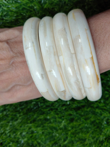 Bracelets manchette vintage à fermoir ouvrable en laiton, chaînes en corne, cadeau idéal pour mariage, anniversaire, fête, extérieur - Product Image 6