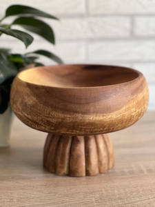 Bol de service en bois d'acacia – bol artisanal sur pied – bol à fruits – fabriqué à la main en Thaïlande – bol en bois – décoration de table - Product Image 2