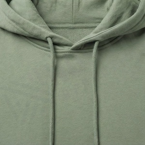 เสื้อฮู้ดดี้ผู้ชายผ้าคอตตอน 100% หนัก 450GSM สกรีนโลโก้ OEM แบบกำหนดเอง ทรงโอเวอร์ไซส์ ไหล่ตก ชายเสื้อครอป ทรงหลวม ใส่ได้ในฤดูหนาว - Product Image 4