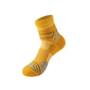 Men's Mid-Calf Basketball <b>Socks</b> Towel Bottom Thick Non-Slip Sweat Wicking Deodorant <b>Running</b> Athletic <b>Socks</b> - Product Image 4