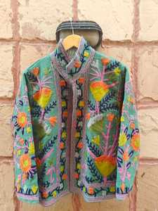 Veste en velours brodée à la main, style bohème, avec imprimé floral, pour festival, vêtement d'extérieur chaud pour l'hiver, cadeau pour elle, pour femme - Product Image 3