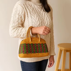 Modern Functional Women Travel <b>Bag</b> Spacious Organized Storage Open Closure <b>Summer</b> Use Indian Supplier Stylish Carry <b>Bag</b> - Product Image 2