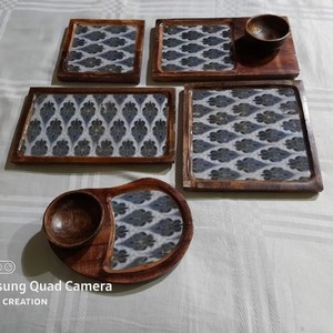 Juego de 3 bandejas de servir de MDF con diseño artístico de mármol blanco y marrón con acabado de esmalte brillante. - Product Image 6