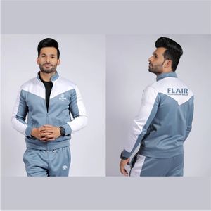 Chándal con eslogan CONTRAS en color azul polvo - Product Image 6