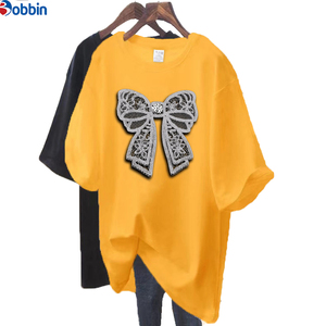 T-shirt streetwear surdimensionné personnalisé - Jersey en coton doux avec motif nœud, T-shirt femme style épaules tombantes très tendance - Product Image 1