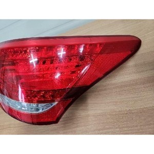 ไฟท้ายขวา Equus VI ปี 2009-2011 มือสอง ของแท้ รหัส 924023N000 - Product Image 4