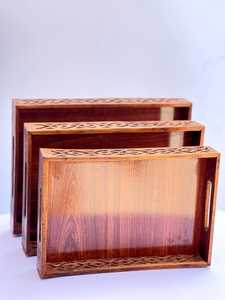 Ensemble de plateaux en bois rustique : Plateaux de service en sheesham faits à la main avec bords sculptés - Product Image 5