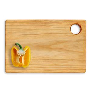Tabla de cortar grande de bambú |   Superficie segura para cuchillos con acabado liso para una preparación de alimentos fácil e higiénica - Product Image 6