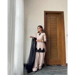 Magnifique ensemble haut-bas et dupatta indien et pakistanais pour les occasions spéciales - Product Image 4