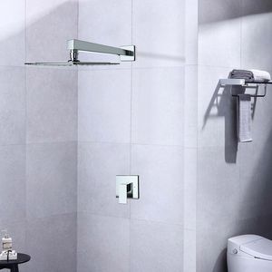 Robinet de douche mural chromé avec valve incluse, série de robinets de bain et de douche - Product Image 1