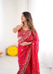 Nouveau Saree HENIXA CREATION en Georgette de Soie Havy Fendy avec Broderie de Fil et Sequins, Coupe Slim, Idéal pour Fêtes et Mariages - Product Image 3