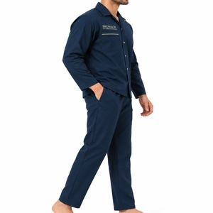 Traje de dormir para hombre, ropa de dormir premium de manga larga, pijama con botones en la parte delantera, ropa de dormir de dos piezas, diseño cómodo y ajustado - Product Image 3