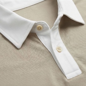 Polo en piqué de coton beige à manches courtes pour homme avec poche, décontracté, respirant, coupe classique, design tricoté uni - Product Image 4